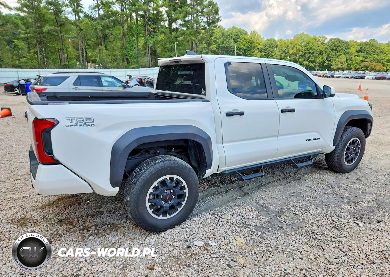 2024 Toyota Tacoma Trd Off-Road VIN:3TYLB5JN5RT047683 - 3