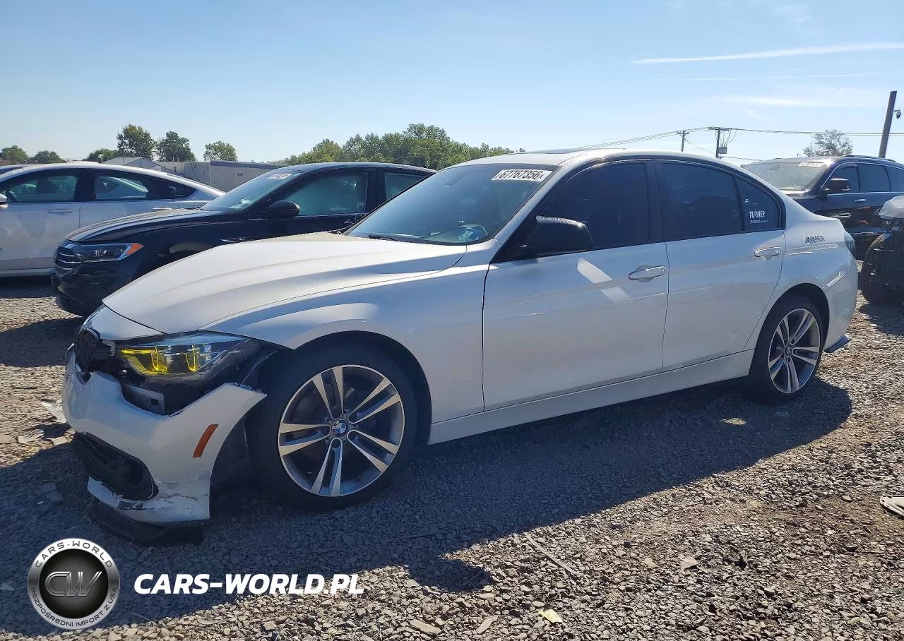 2018 BMW 320 Xi VIN:WBA8E5G58JNU46711 - 1