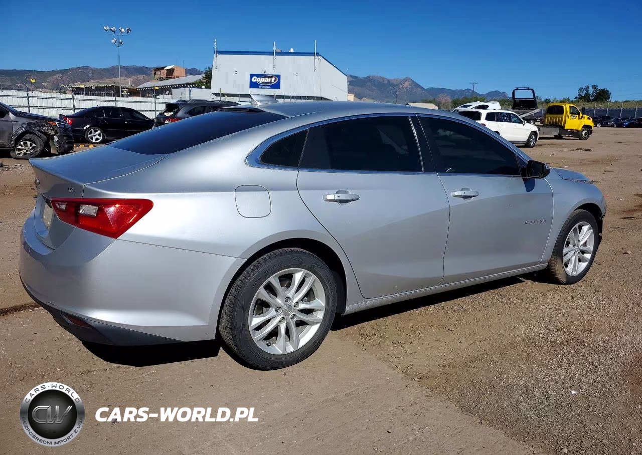 2017 Chevrolet Malibu Lt VIN:1G1ZE5ST2HF217080 - 3