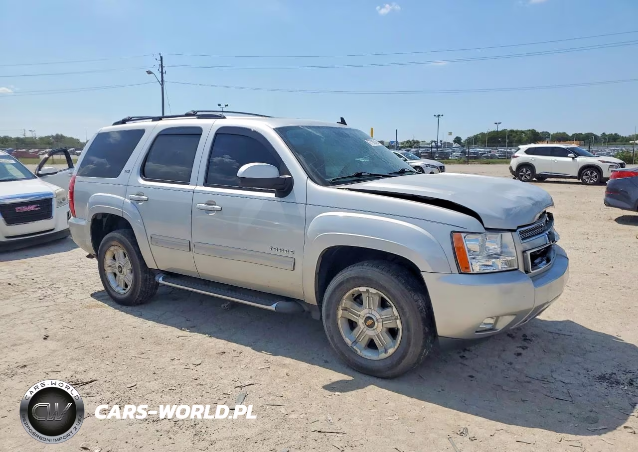 2011 Chevrolet Tahoe K1500 Lt VIN:1GNSKBE02BR105278 - 4