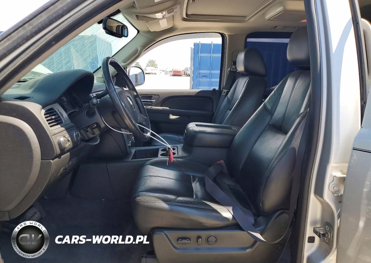 2011 Chevrolet Tahoe K1500 Lt VIN:1GNSKBE02BR105278 - 7