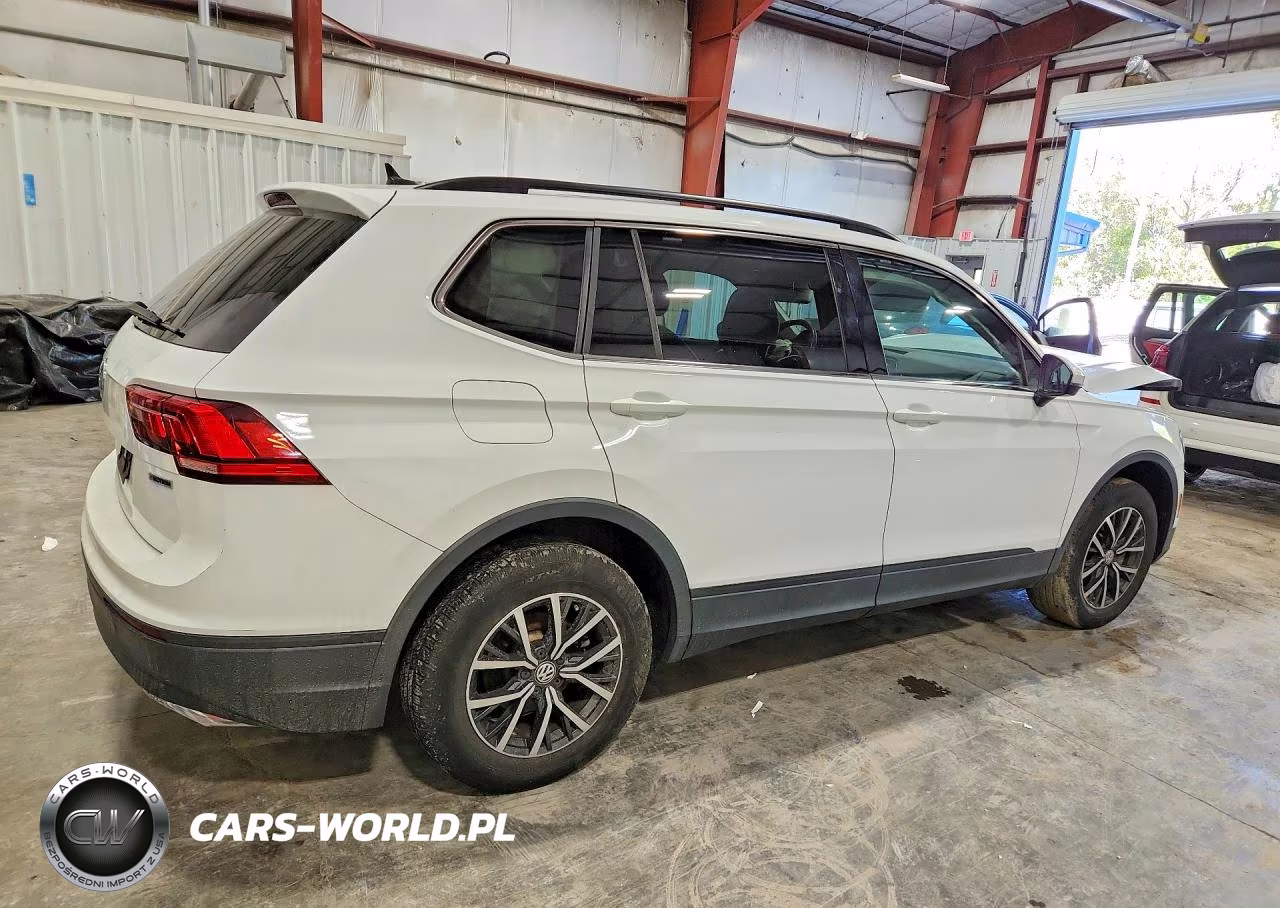 2019 Volkswagen Tiguan Se VIN:3VV2B7AX4KM184965 - 3