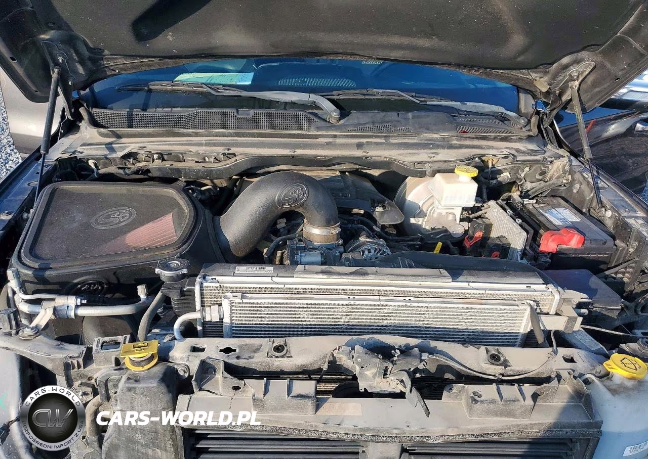 2019 Ram 1500 Laramie VIN:1C6SRFDT7KN806338 - 11