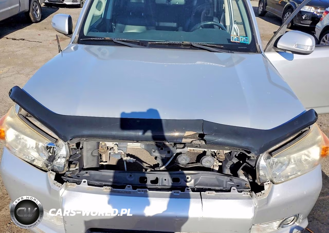 2010 Toyota 4Runner Limited VIN:JTEBU5JR8A5010072 - 12