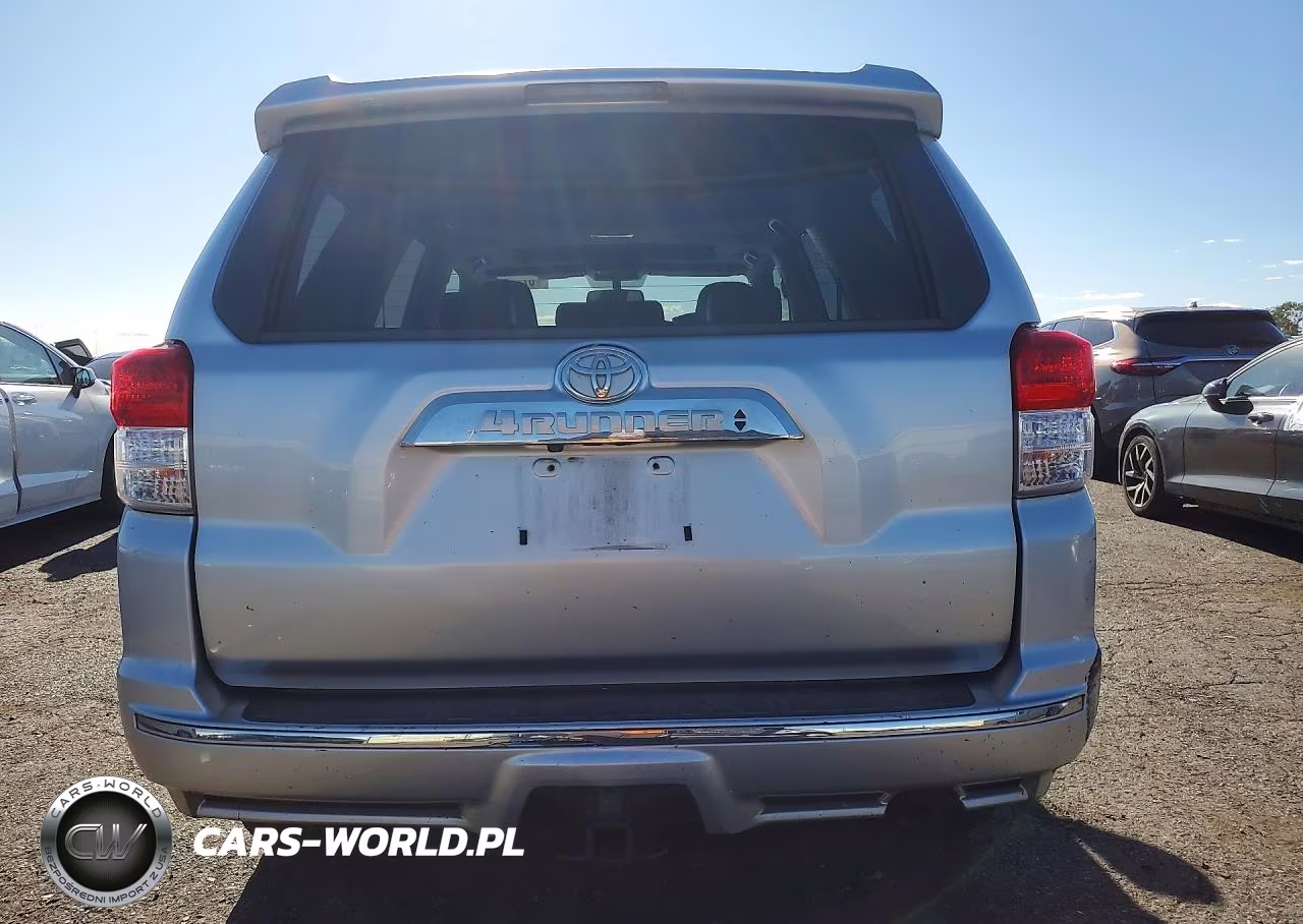 2010 Toyota 4Runner Limited VIN:JTEBU5JR8A5010072 - 6