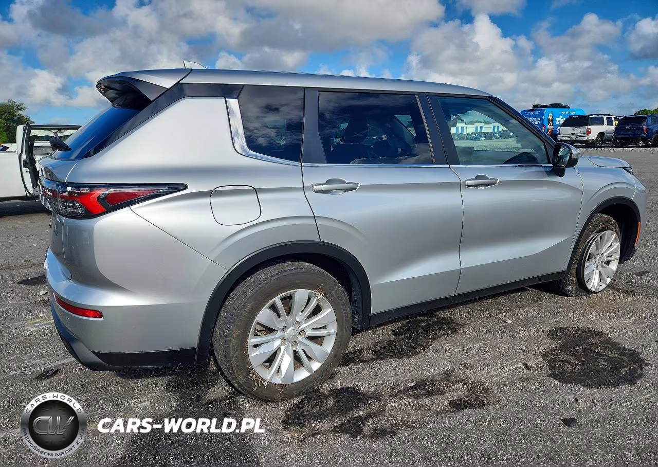 2025 Mitsubishi Outlander Es VIN:JA4J3UA88SZ032825 - 3
