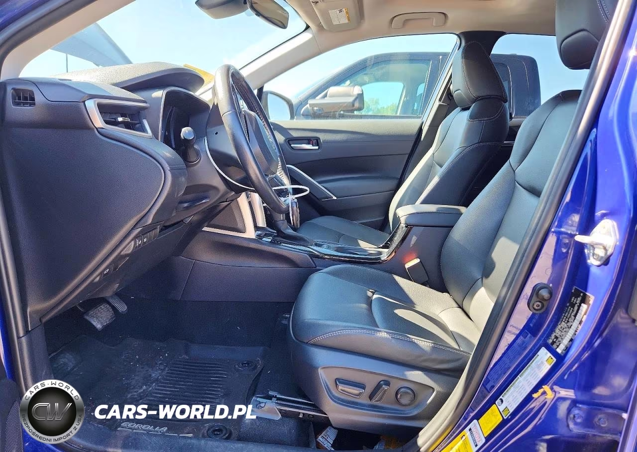 2022 Toyota Corolla Cross Xle VIN:7MUDAABG2NV032053 - 7