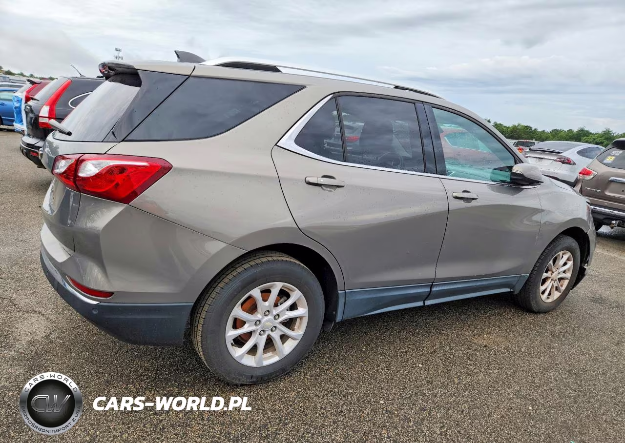 2018 Chevrolet Equinox Lt VIN:3GNAXSEV1JS612550 - 3