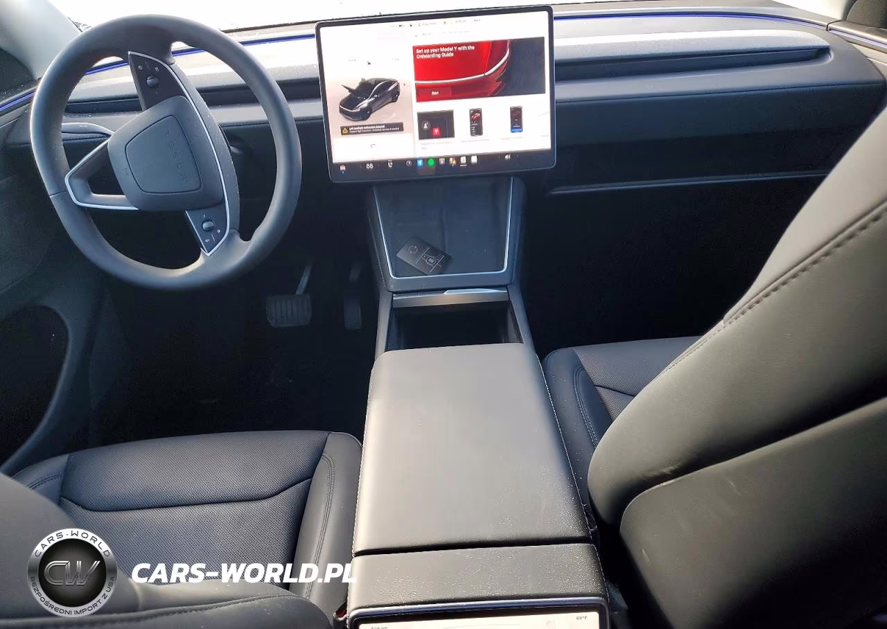 2026 Tesla Model Y VIN:7SAYGDEE6TA582220 - 8