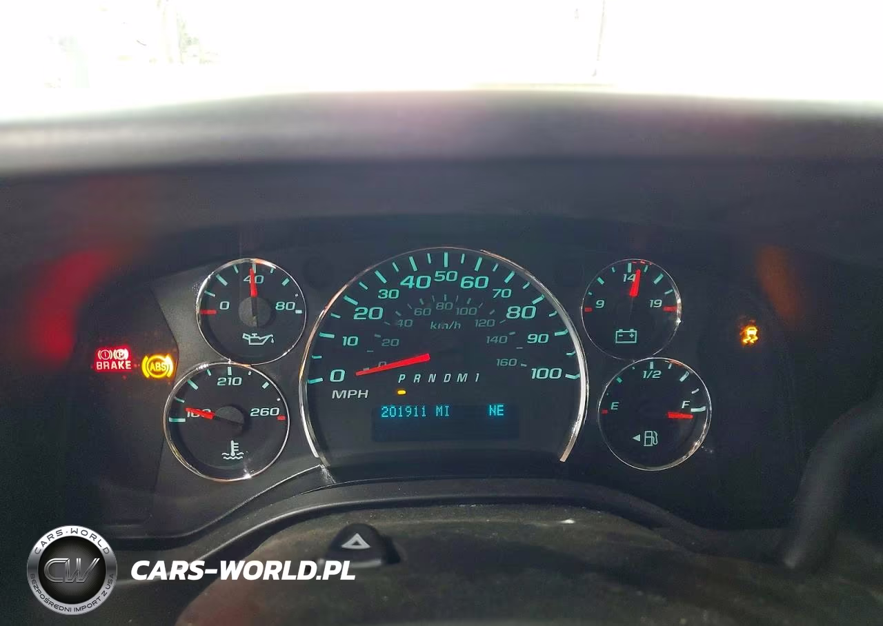 2018 Chevrolet Express 2500 Delivery Van VIN:1GCWGAFP5J1309328 - 9