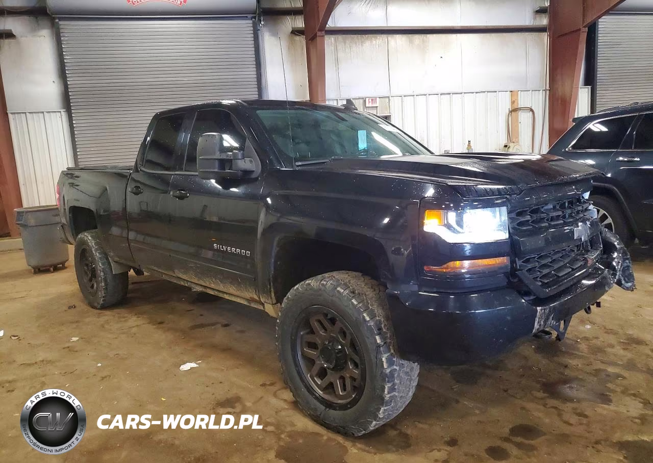 2018 Chevrolet Silverado K1500 Lt VIN:1GCVKREC6JZ307130 - 4