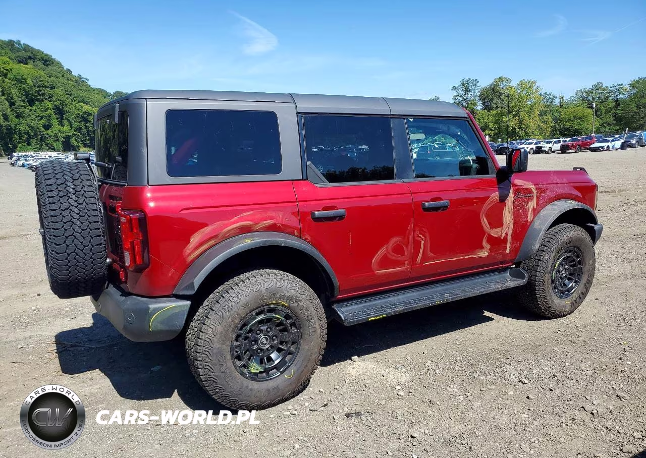 2025 Ford Bronco Big Bend VIN:1FMDE7BH8SLB73616 - 3