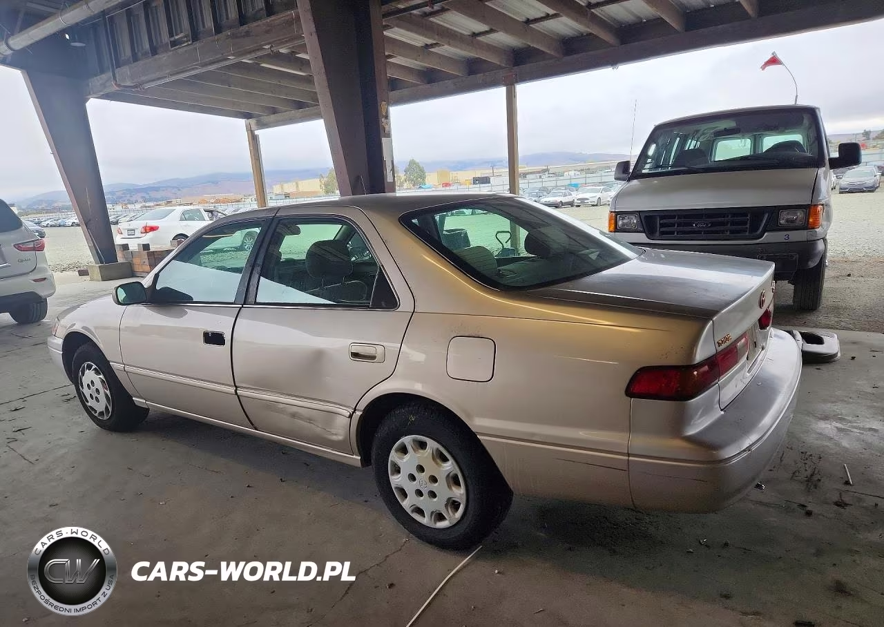 1997 Toyota Camry Le VIN:4T1BG22K7VU781657 - 2