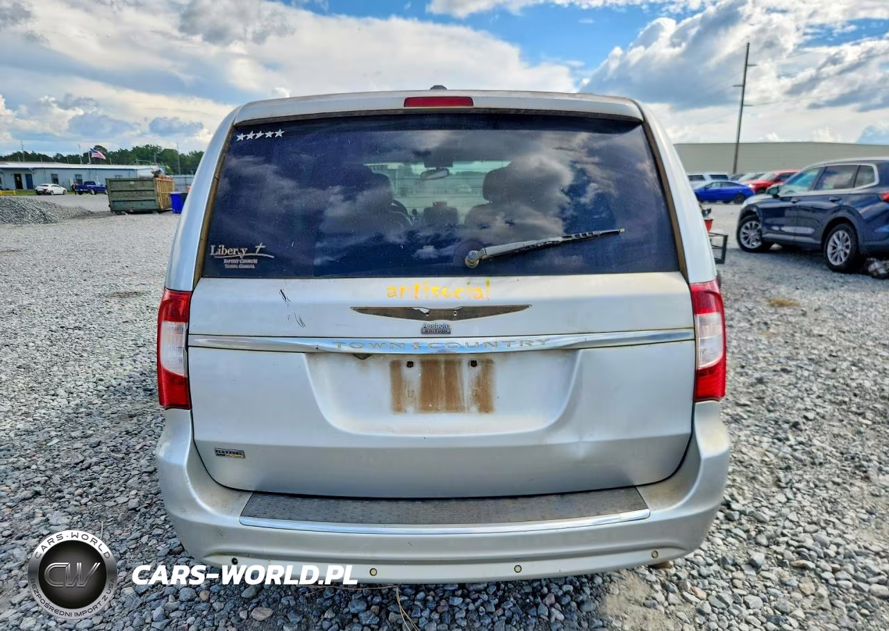 2011 Chrysler Town & Country Touring L VIN:2A4RR8DG2BR734466 - 6