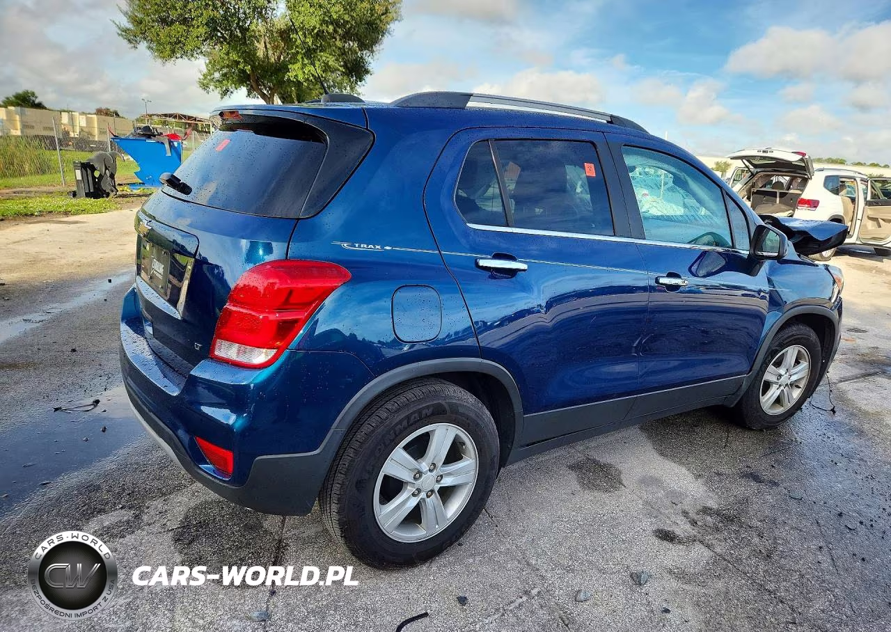 2020 Chevrolet Trax 1Lt VIN:3GNCJLSBXLL127525 - 3