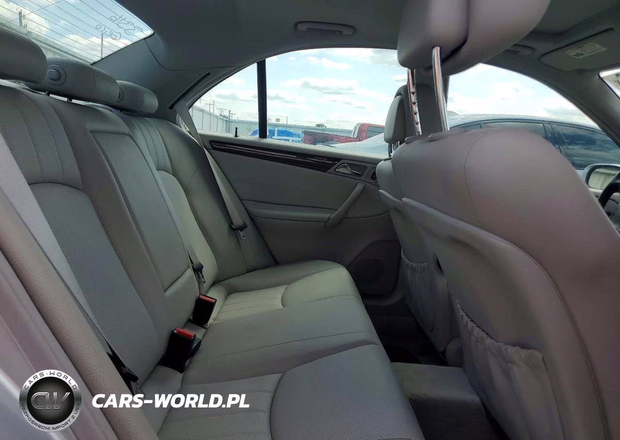 2007 Mercedes-Benz C 280 4Matic VIN:WDBRF92H17F892536 - 10