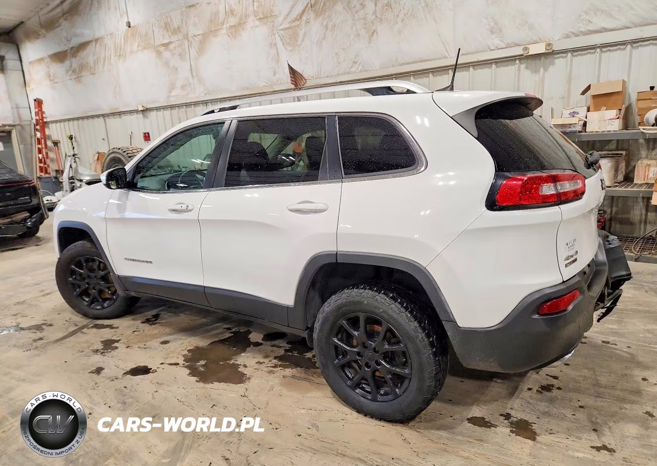 2018 Jeep Cherokee Latitude Plus VIN:1C4PJMLX6JD509144 - 2