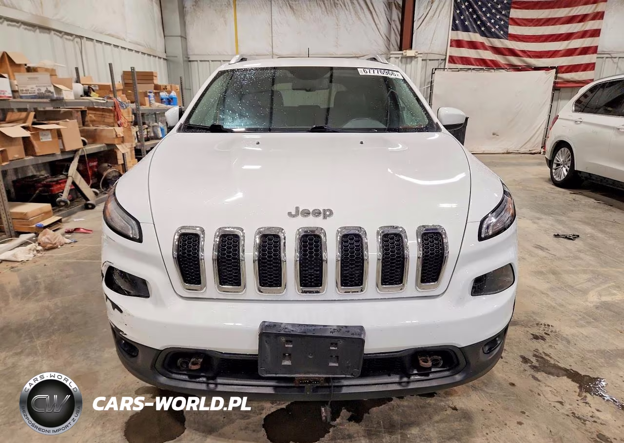2018 Jeep Cherokee Latitude Plus VIN:1C4PJMLX6JD509144 - 5