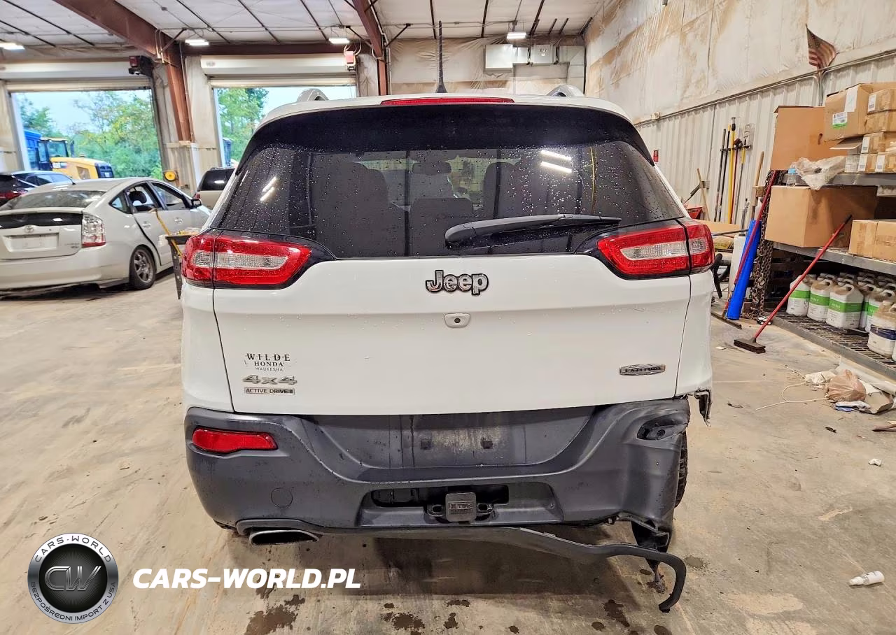 2018 Jeep Cherokee Latitude Plus VIN:1C4PJMLX6JD509144 - 6
