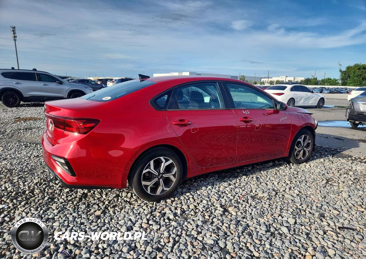 2021 Kia Forte Lxs VIN:3KPF24ADXME326074 - 3