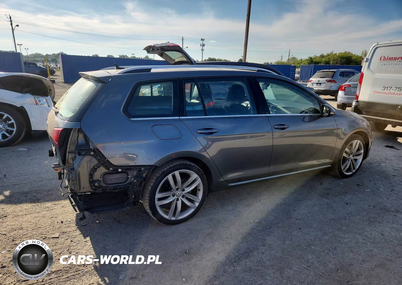 2017 Volkswagen Golf Sportwagen S VIN:3VWC17AU2HM501627 - 3
