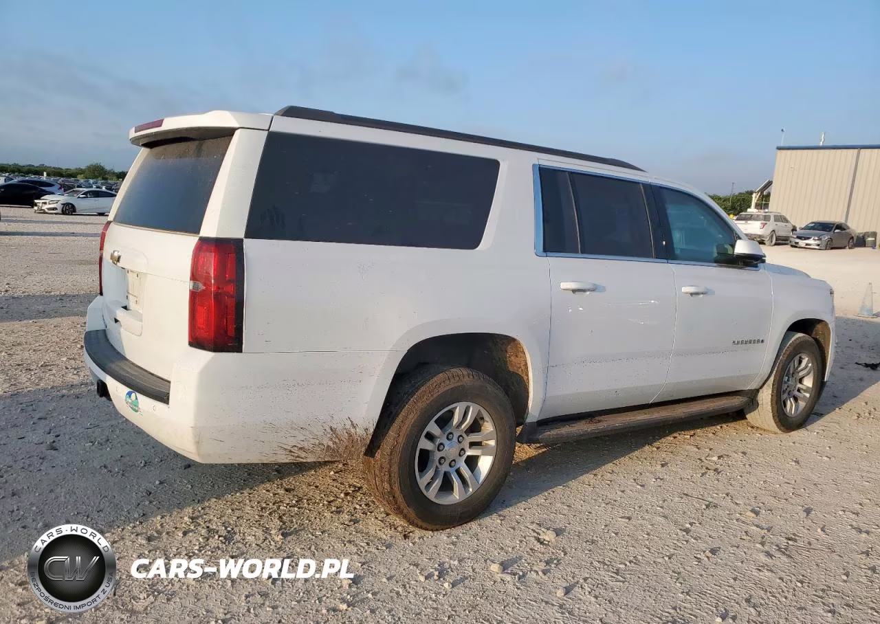 2018 Chevrolet Suburban C1500 Ls VIN:1GNSCGKC8JR338170 - 3