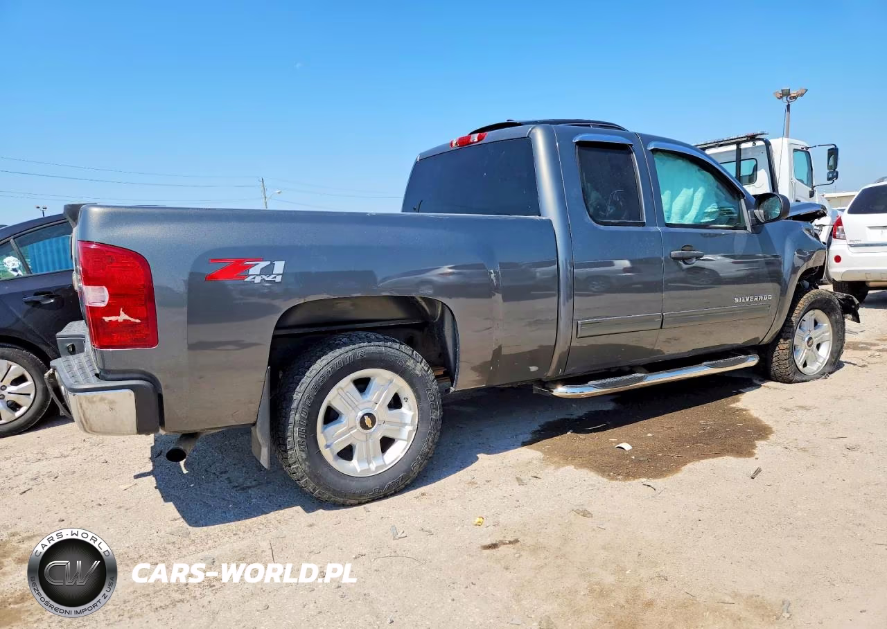 2011 Chevrolet Silverado K1500 Lt VIN:1GCRKSE36BZ436821 - 3