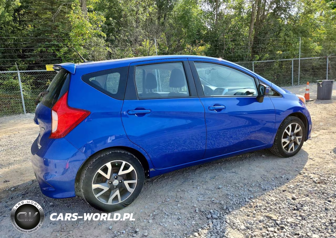 2015 Nissan Versa Note Sr VIN:3N1CE2CP6FL423084 - 3