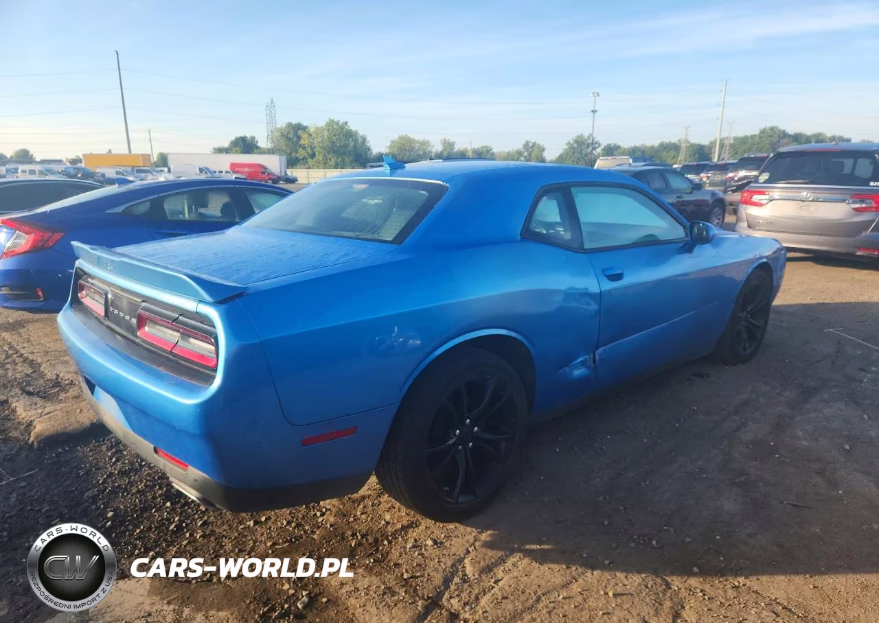 2015 Dodge Challenger Sxt Plus VIN:2C3CDZBGXFH895084 - 3