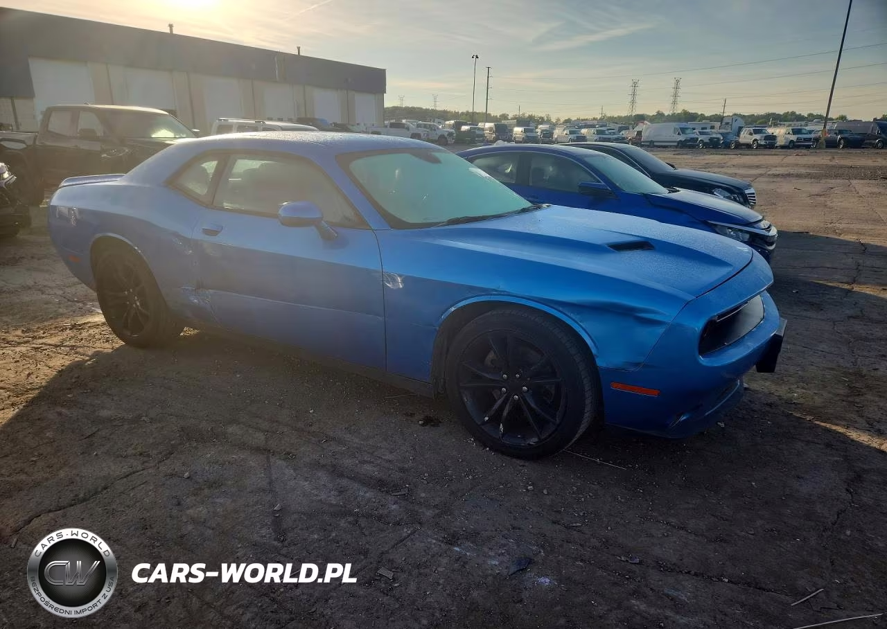 2015 Dodge Challenger Sxt Plus VIN:2C3CDZBGXFH895084 - 4