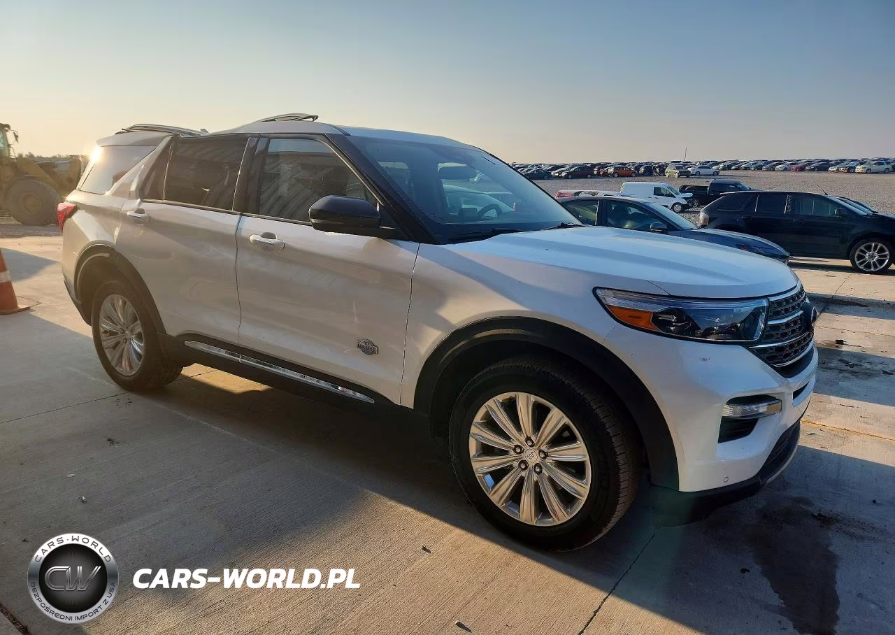 2022 Ford Explorer King Ranch VIN:1FM5K8LC3NGC05472 - 4