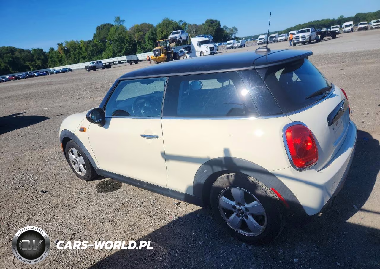 2017 Mini Cooper VIN:WMWXP5C5XH2D16486 - 2
