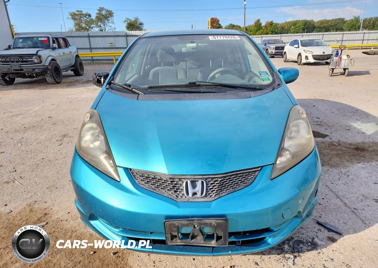 2012 Honda Fit VIN:JHMGE8H30CC005035 - 5