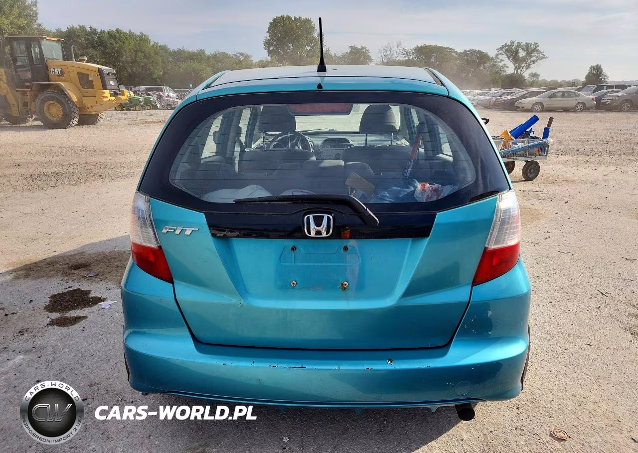 2012 Honda Fit VIN:JHMGE8H30CC005035 - 6