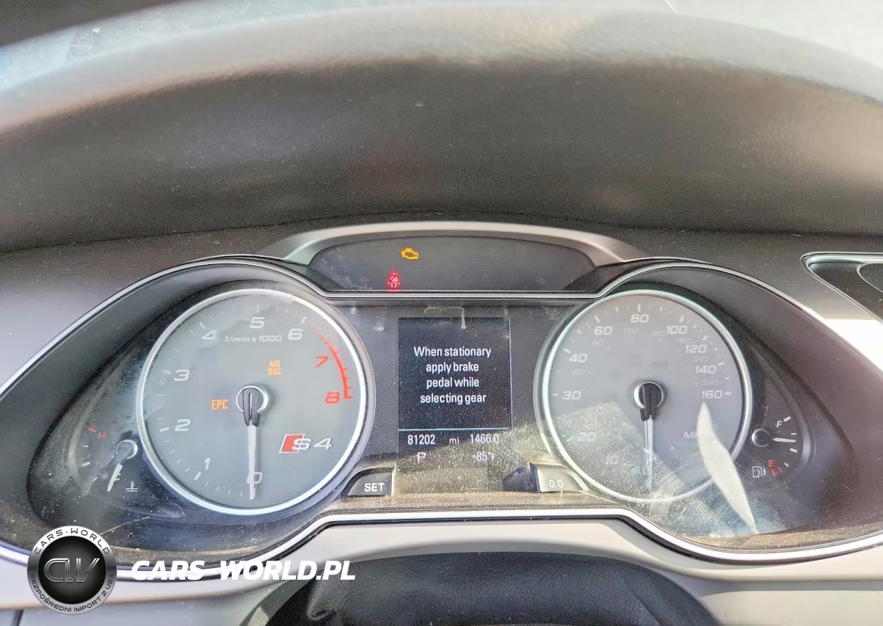 2015 Audi S4 Prestige VIN:WAUKGAFL9FA064047 - 9