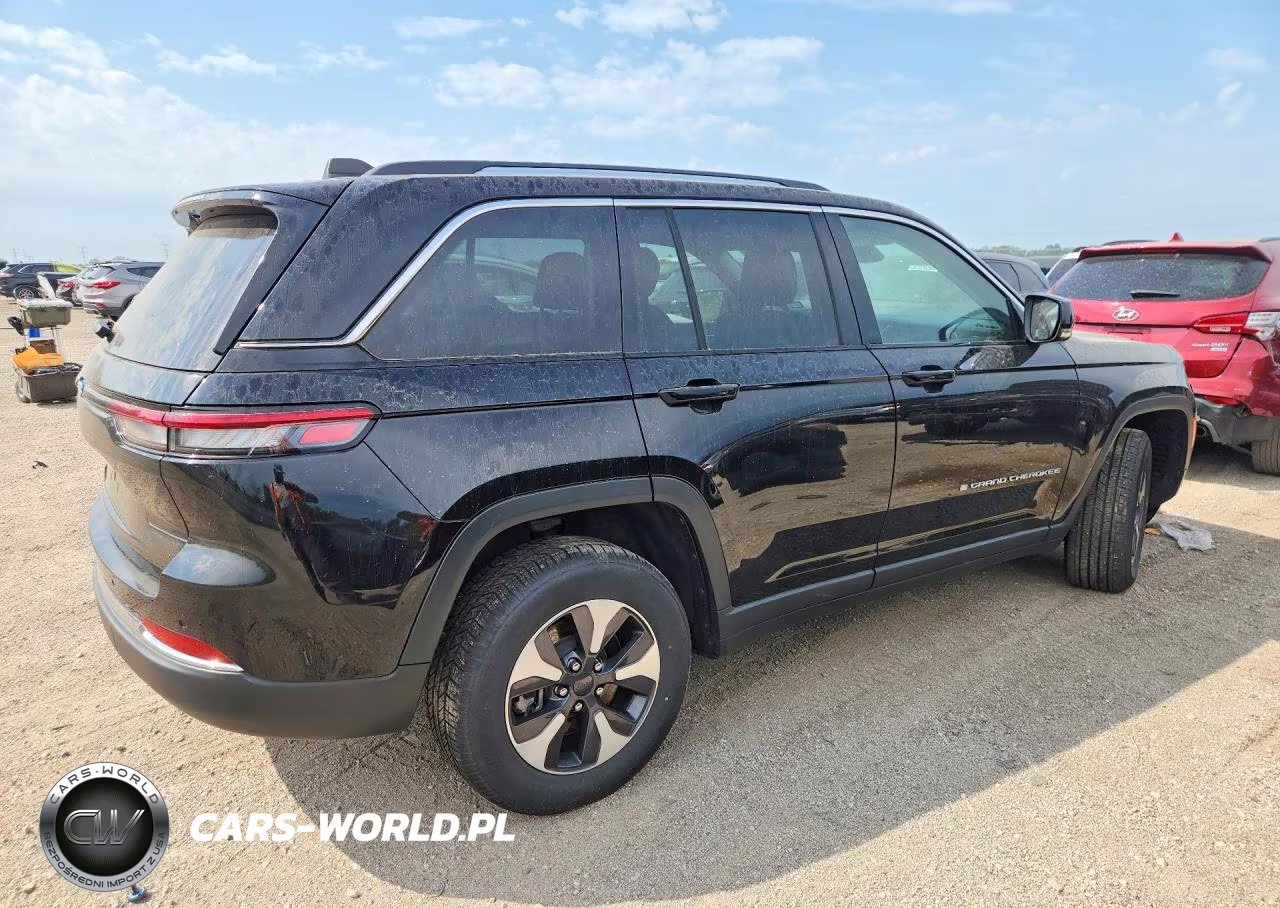 2024 Jeep Grand Cherokee Limited 4Xe VIN:1C4RJYB66RC720564 - 3