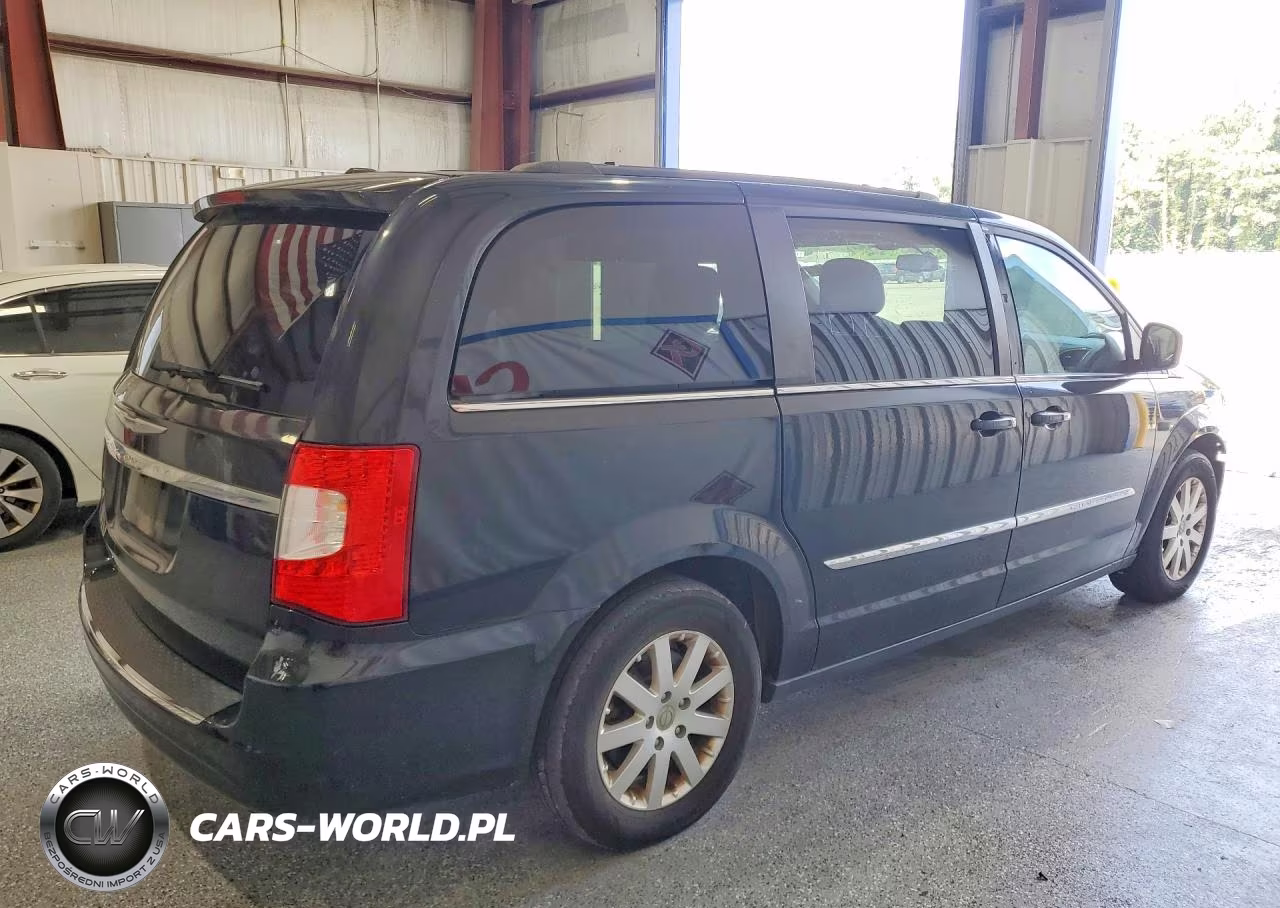 2015 Chrysler Town & Country Touring VIN:2C4RC1BG3FR577618 - 3