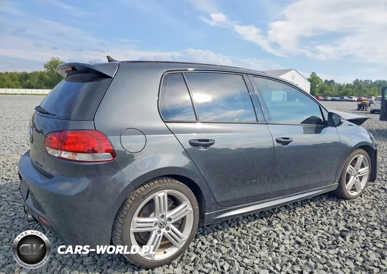 2012 Volkswagen Golf R VIN:WVWPF7AJ4CW329069 - 3