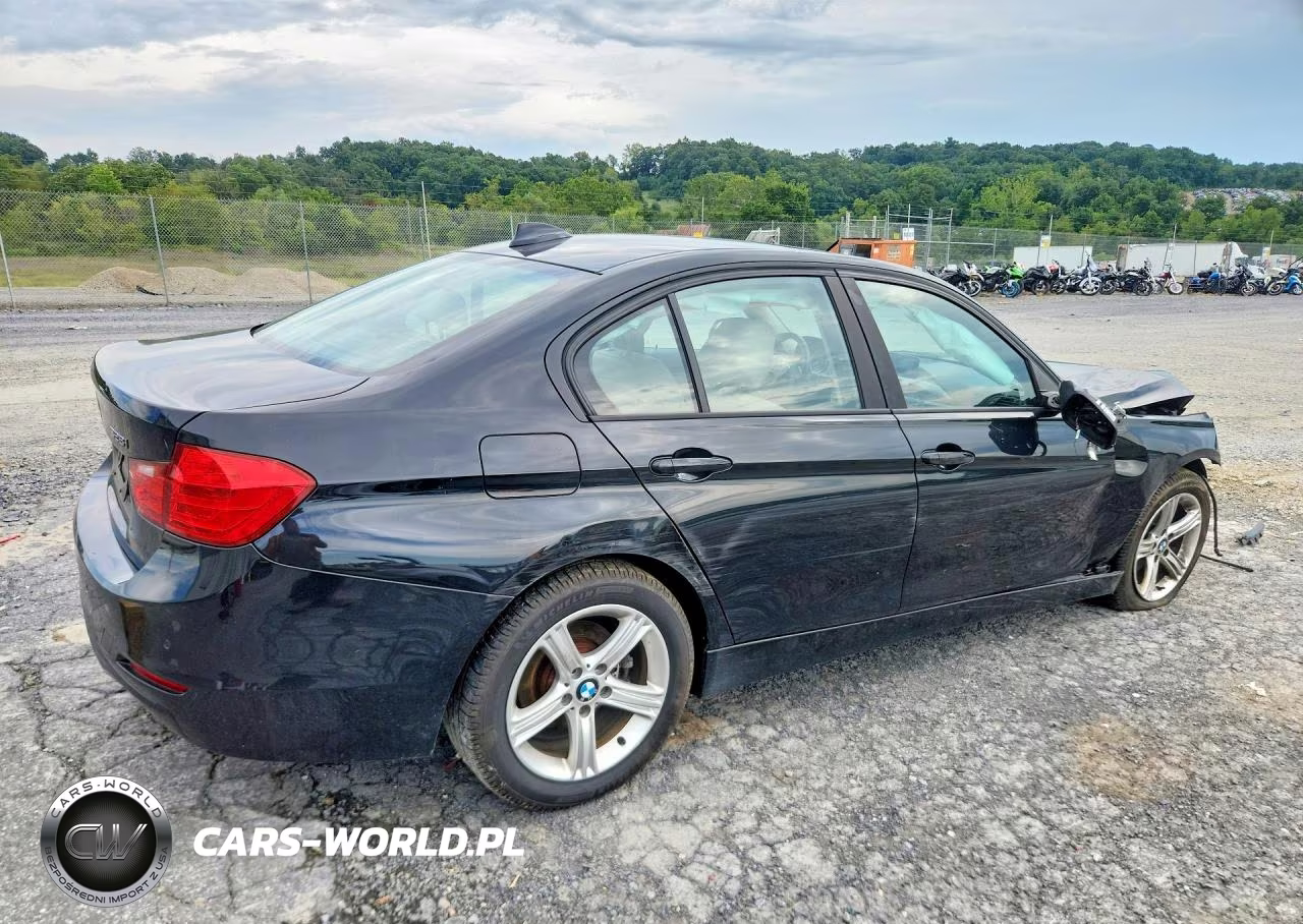 2015 BMW 328 Xi VIN:WBA3B3G5XFNR86138 - 3