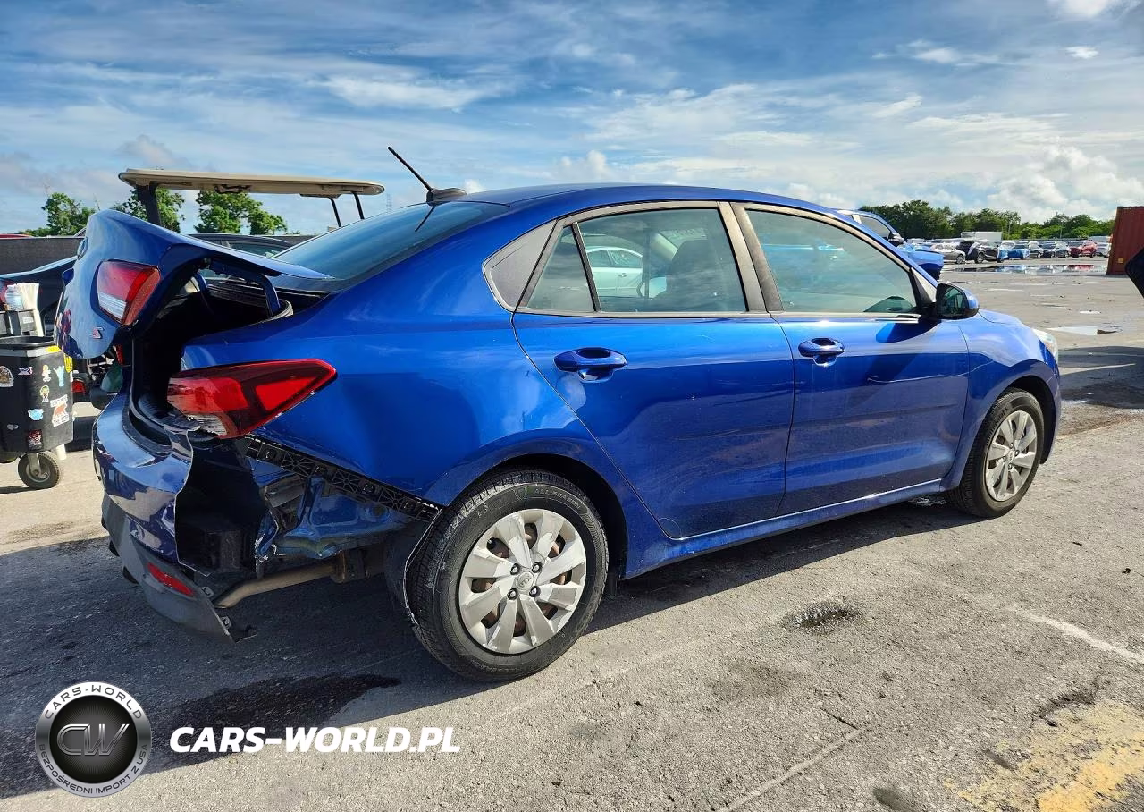 2018 Kia Rio S VIN:3KPA24AB4JE136579 - 3