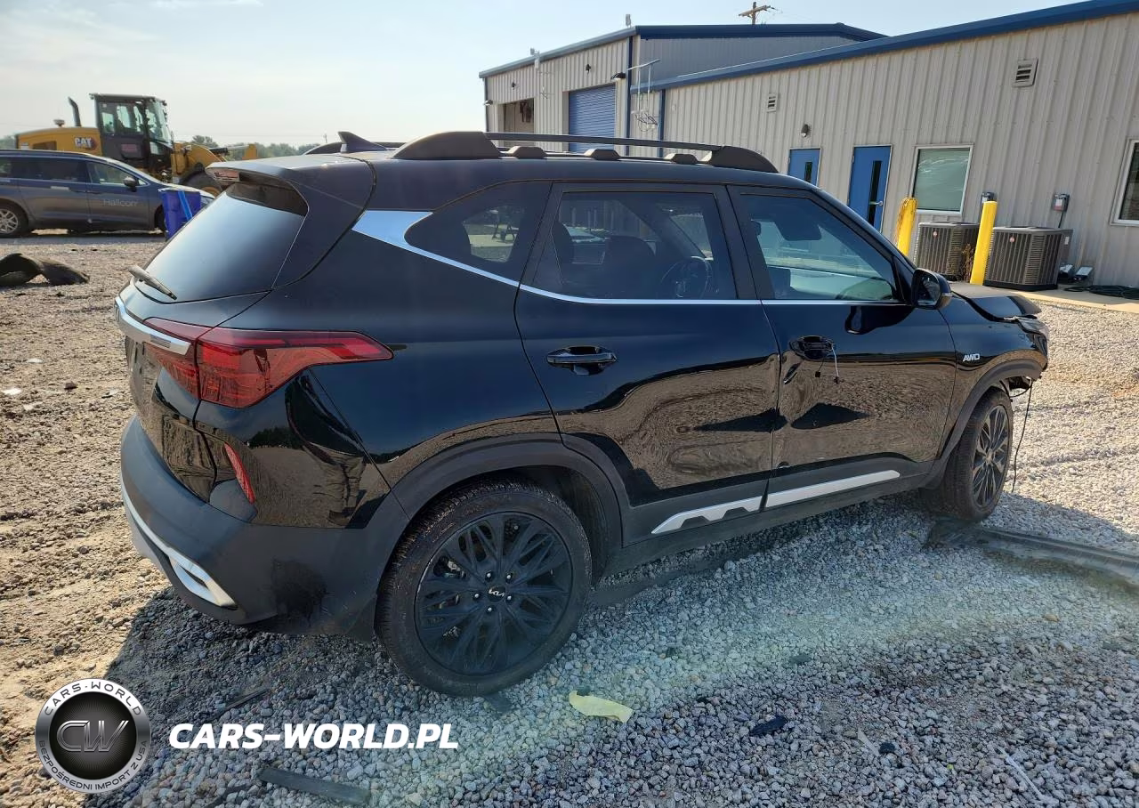 2023 Kia Seltos Nightfall VIN:KNDEUCA27P7399339 - 3