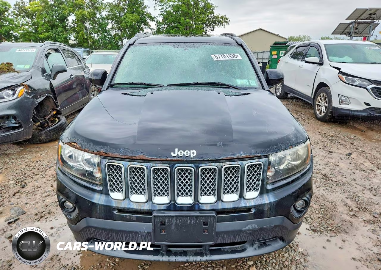 2015 Jeep Compass Latitude VIN:1C4NJDEB3FD145040 - 5