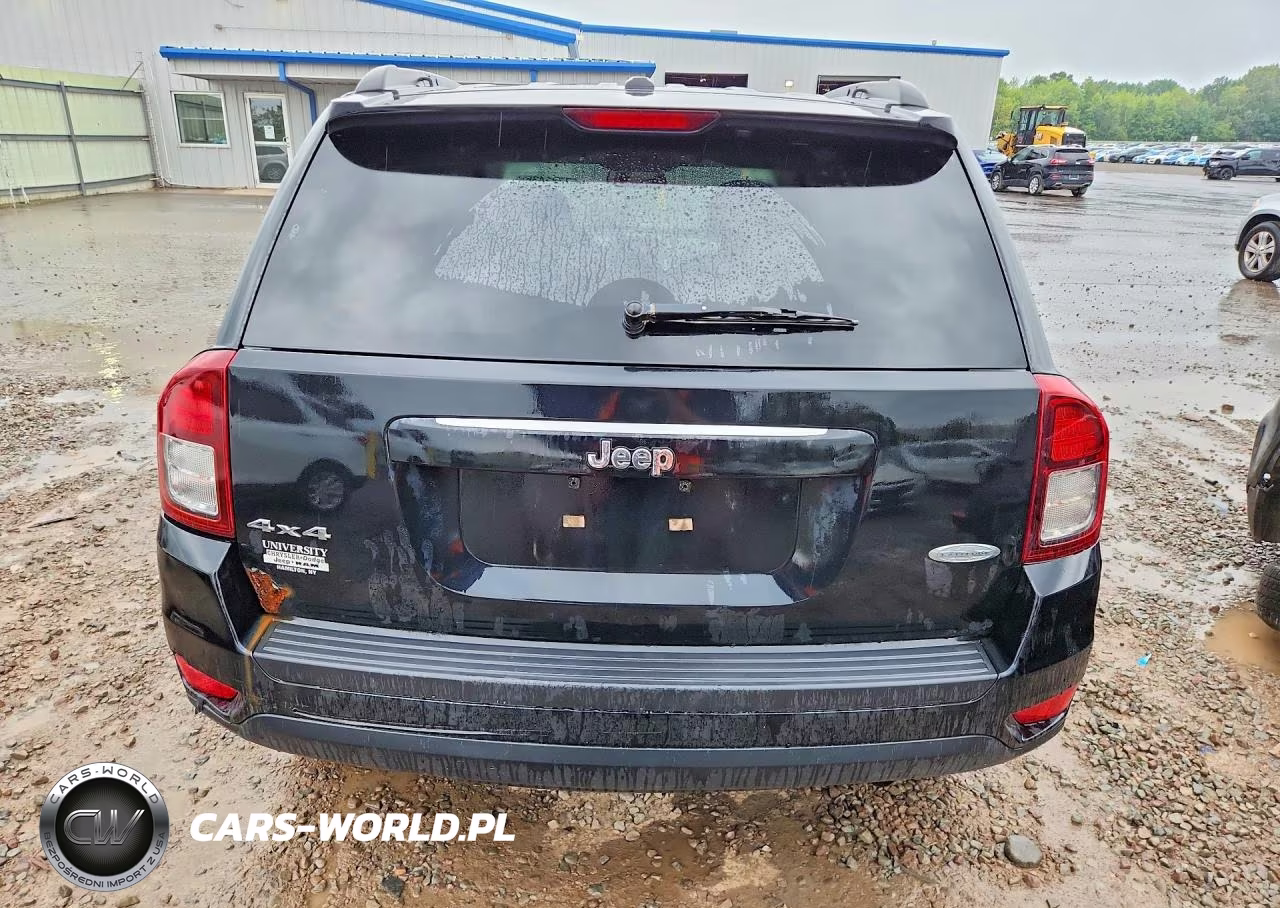 2015 Jeep Compass Latitude VIN:1C4NJDEB3FD145040 - 6