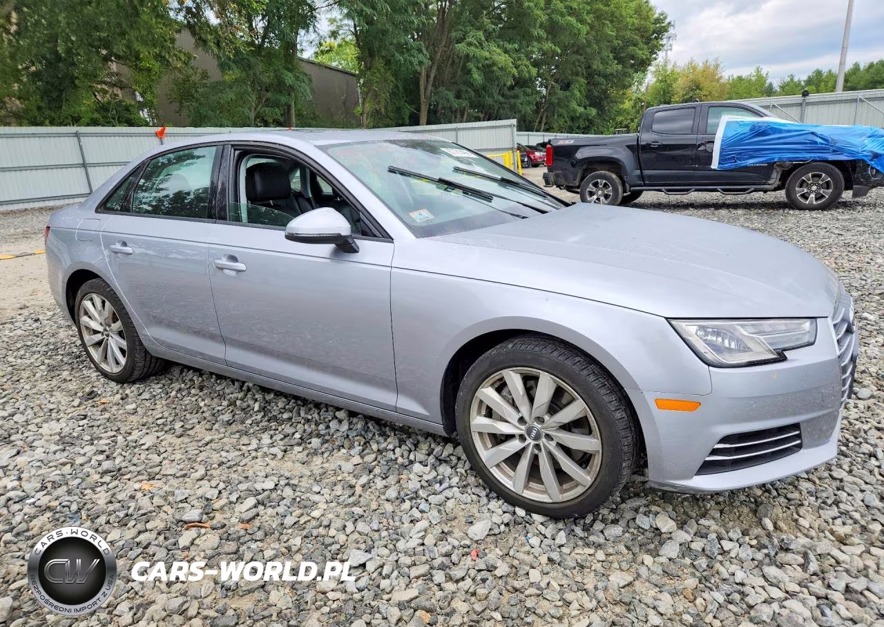 2017 Audi A4 Premium VIN:WAUANAF40HN004423 - 4