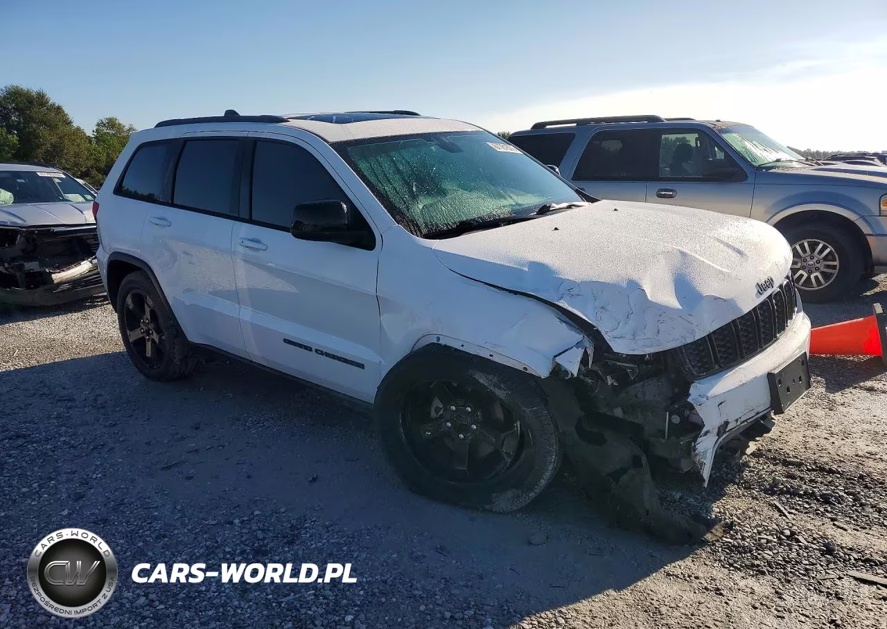 2018 Jeep Grand Cherokee Laredo VIN:1C4RJFAG7JC352673 - 4