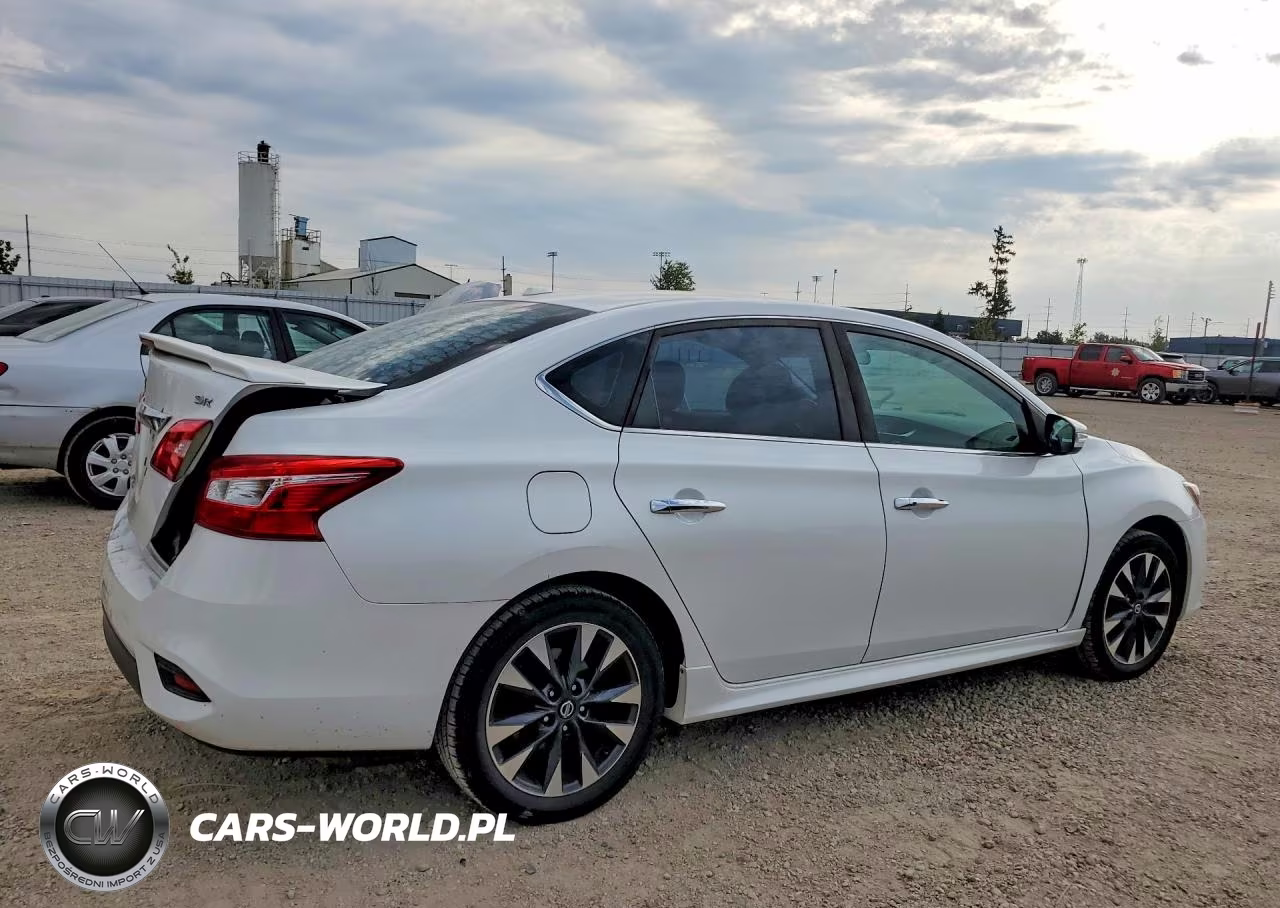 2017 Nissan Sentra Sr VIN:3N1AB7AP2HY236608 - 3