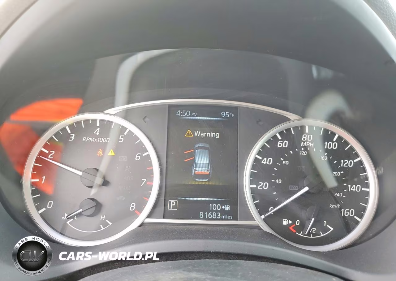 2017 Nissan Sentra Sr VIN:3N1AB7AP2HY236608 - 9