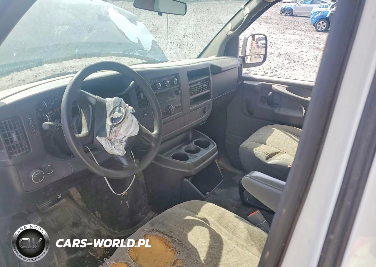 2008 Chevrolet Express G3500 VIN:1GBHG31K181142027 - 8