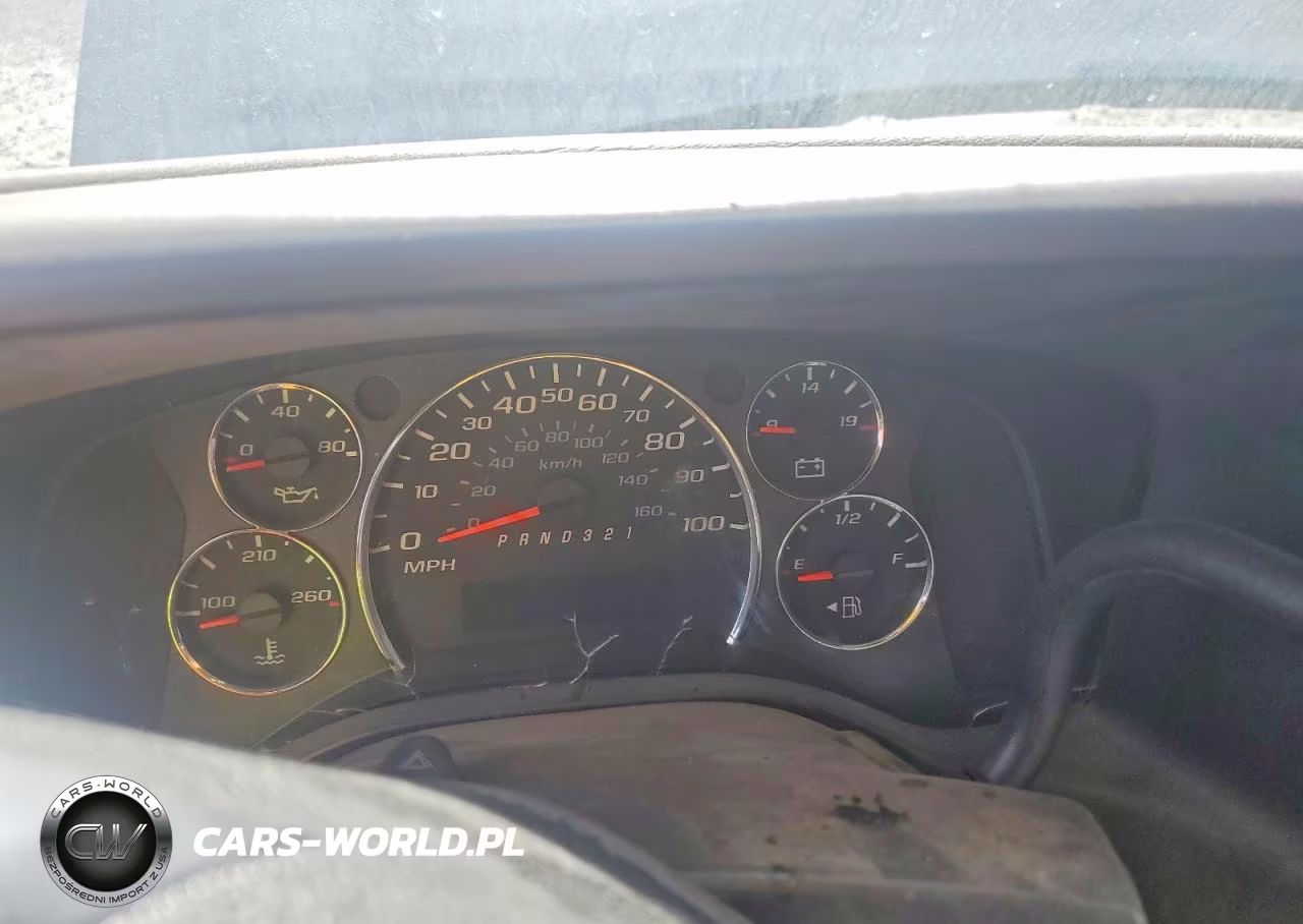 2008 Chevrolet Express G3500 VIN:1GBHG31K181142027 - 9