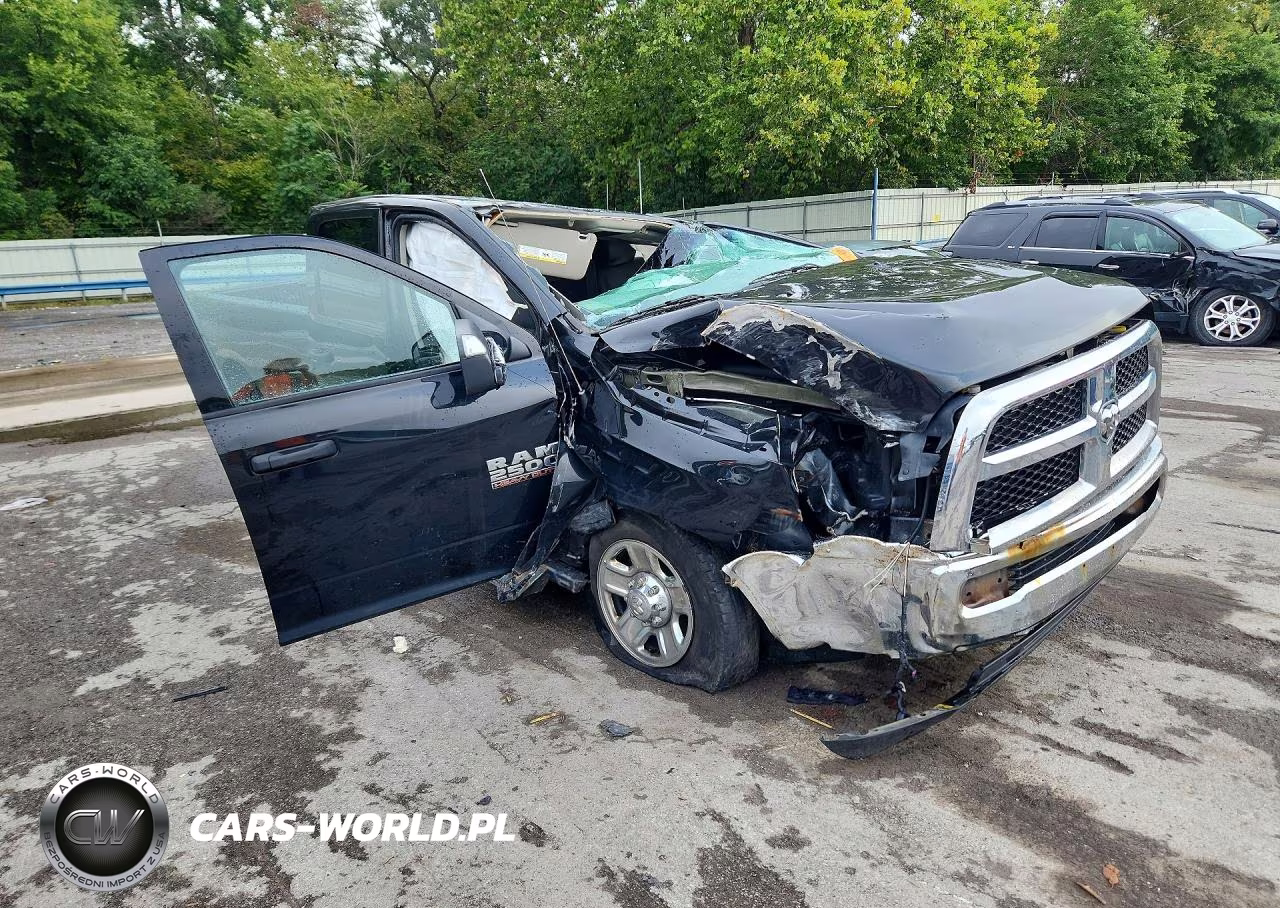 2017 Ram 2500 St VIN:3C6TR5HTXHG648765 - 4